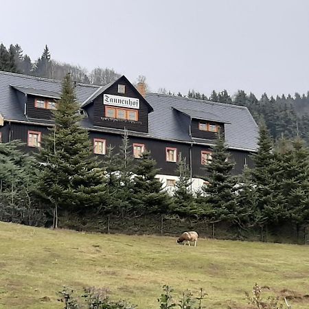 Pension Gaststaette Tannenhof Saupsdorf Exterior photo
